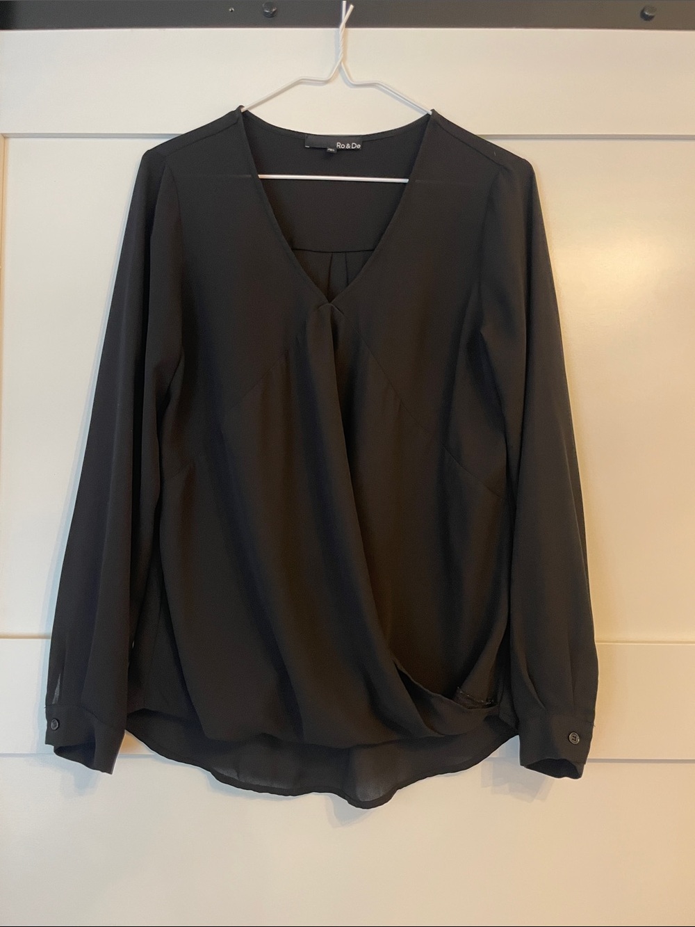 Ro & De Black V-Neck Draped Long-Sleeve Blouse S